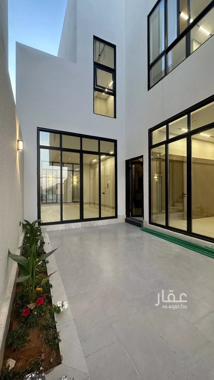 فيلا للبيع في شارع إبراهيم بن محمد الزمزمي, حي المهدية, مدينة الرياض, منطقة الرياض صورة 3