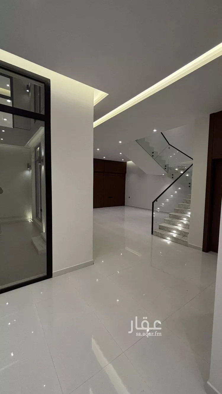 Villa for Sale in Riyadh Al Mahdiyah صورة 4
