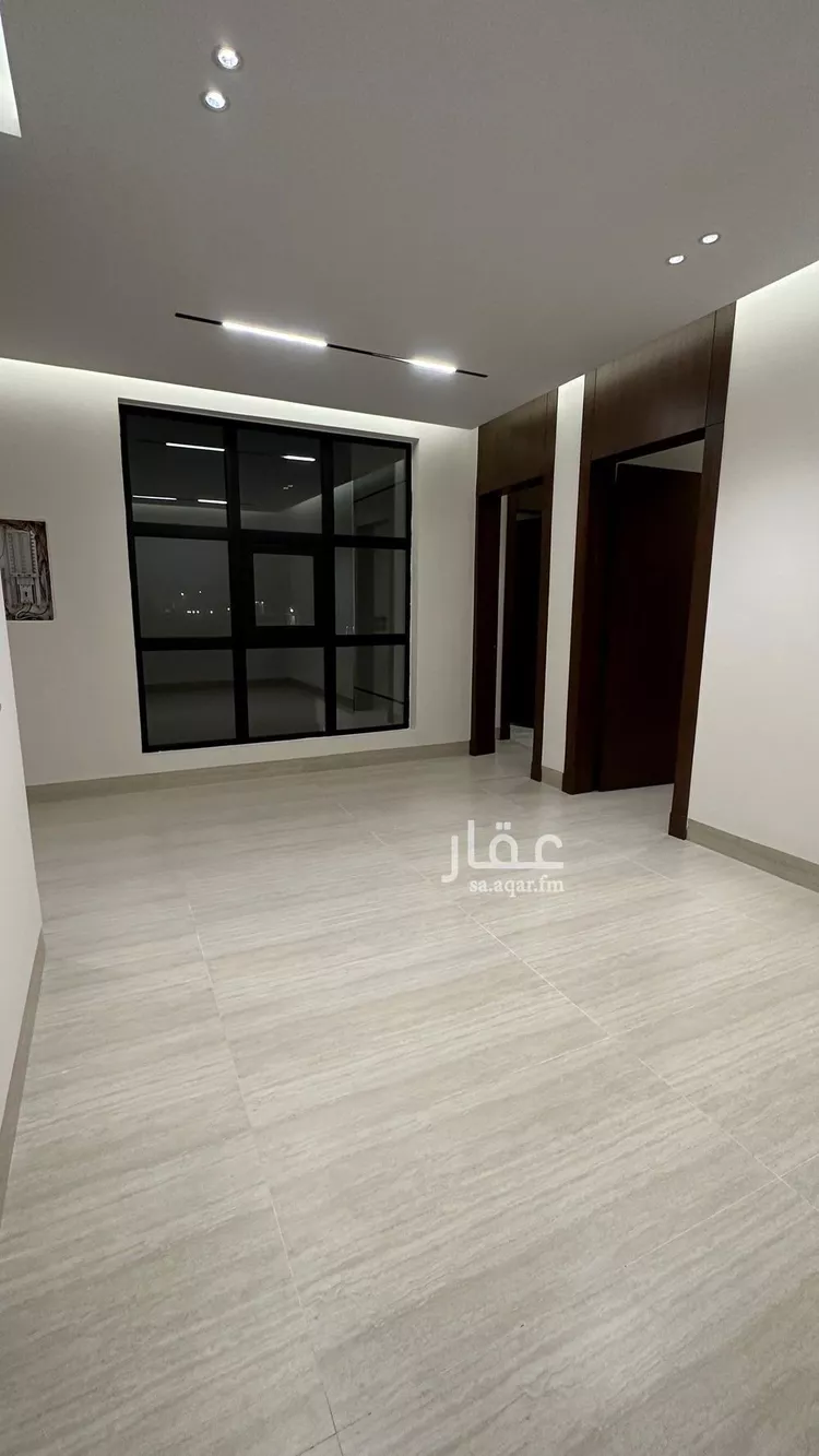 فيلا للبيع في شارع محمد بن عبدالرحمن ريس, حي المهدية, مدينة الرياض, منطقة الرياض صورة 4