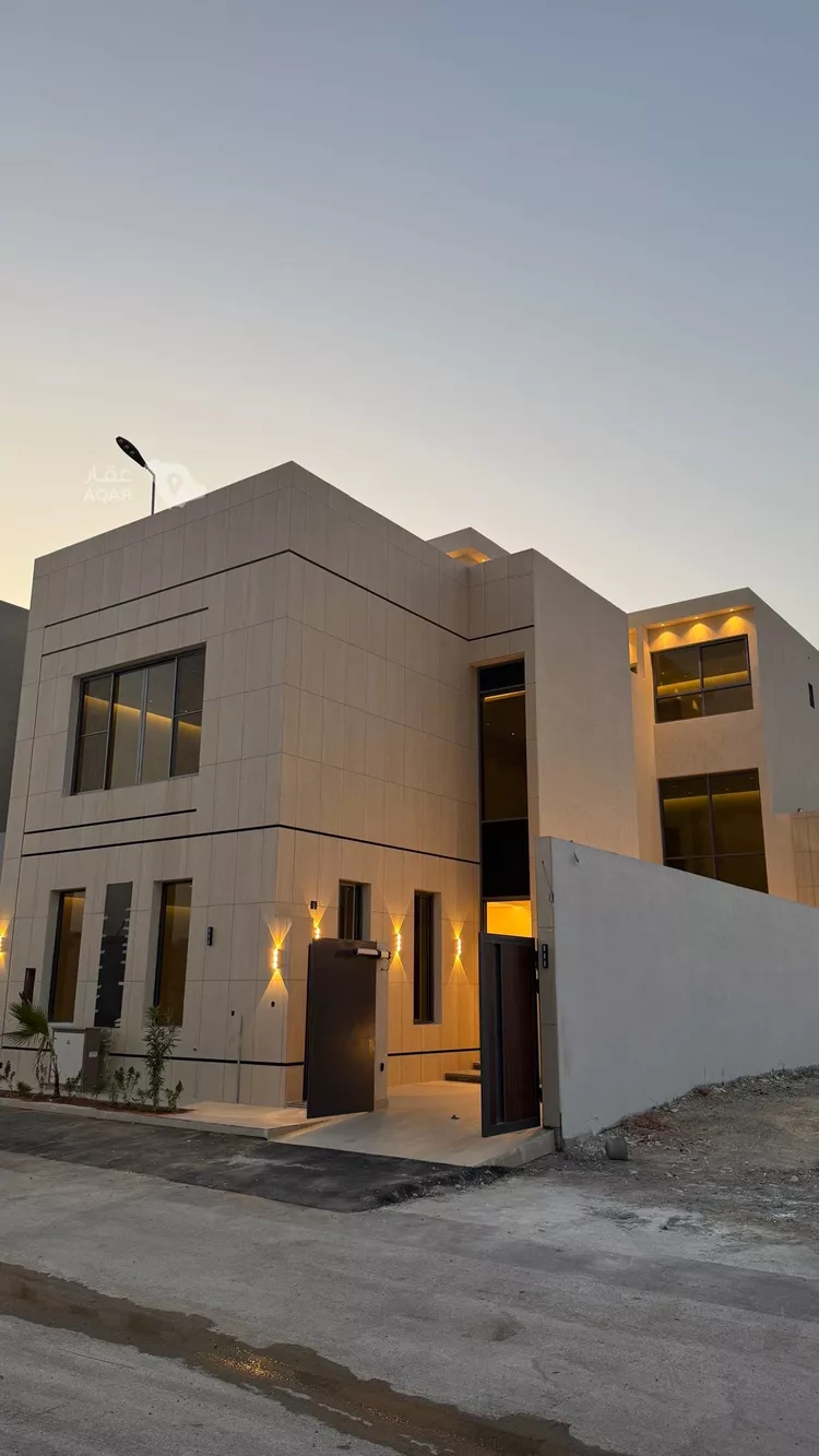 فيلا للبيع في شارع أم عبدالرحمن الصالحي, حي المهدية, مدينة الرياض, منطقة الرياض صورة 2