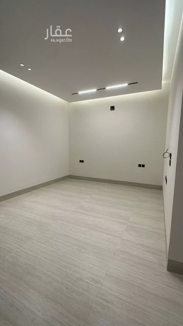 فيلا للبيع في شارع محمد بن عبدالرحمن ريس, حي المهدية, مدينة الرياض, منطقة الرياض صورة 3