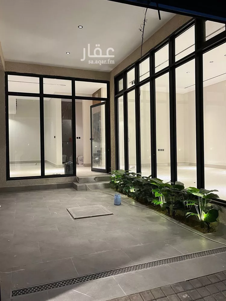 فيلا للبيع في شارع ابي الحسن, حي المهدية, مدينة الرياض, منطقة الرياض صورة 3