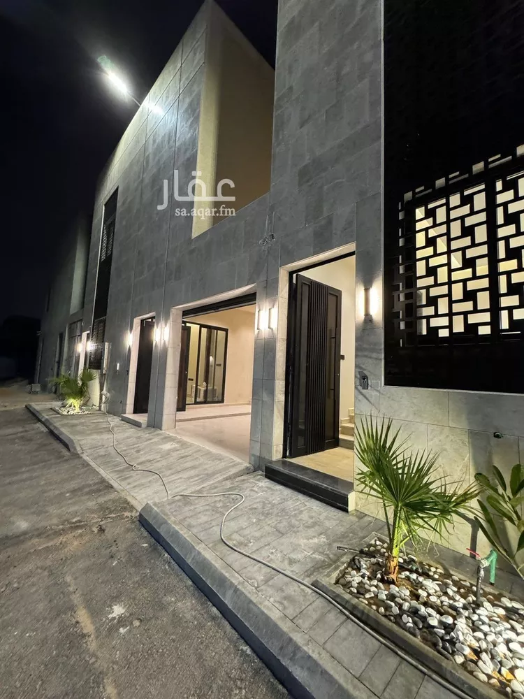 Villa for Sale in Riyadh Al Mahdiyah