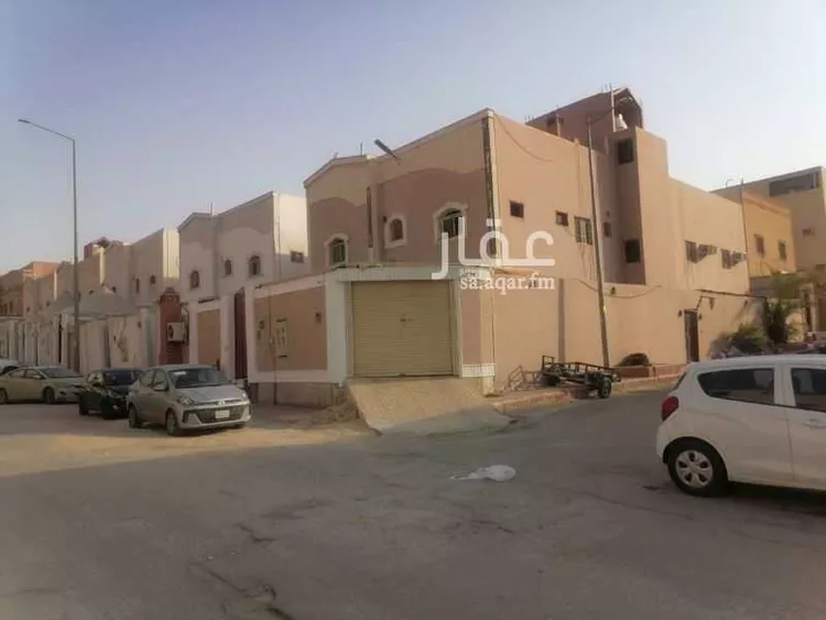 فيلا للبيع في شارع رقم 27, حي العزيزية, مدينة الرياض, منطقة الرياض صورة 2