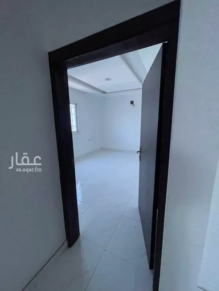 شقة للإيجار في شارع عماد الدين البعلي ، حي مطار الملك خالد الدولي ، الرياض ، منطقة الرياض صورة 2