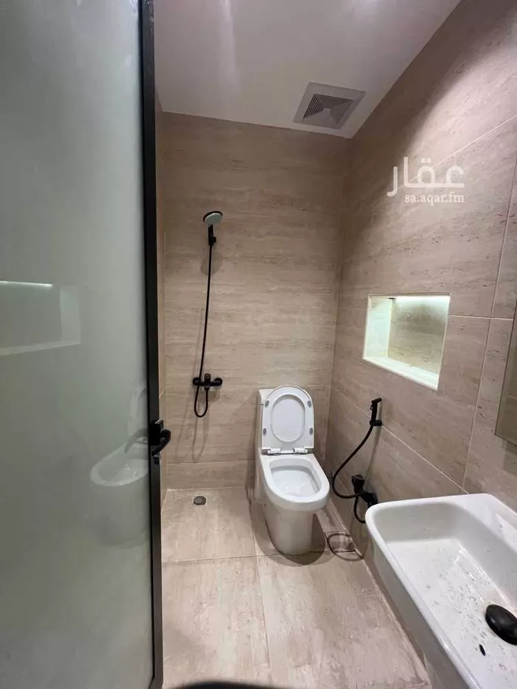 عمارة للبيع في شارع عبدالله الطائي, حي الراكة الشمالية, مدينة الدمام, المنطقة الشرقية صورة 5