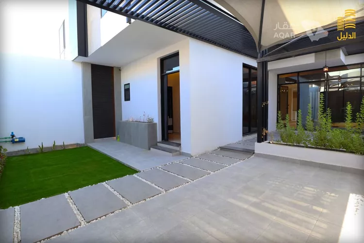 Villa for Sale in Dammam King Fahd ุตูุฑุฉ 4