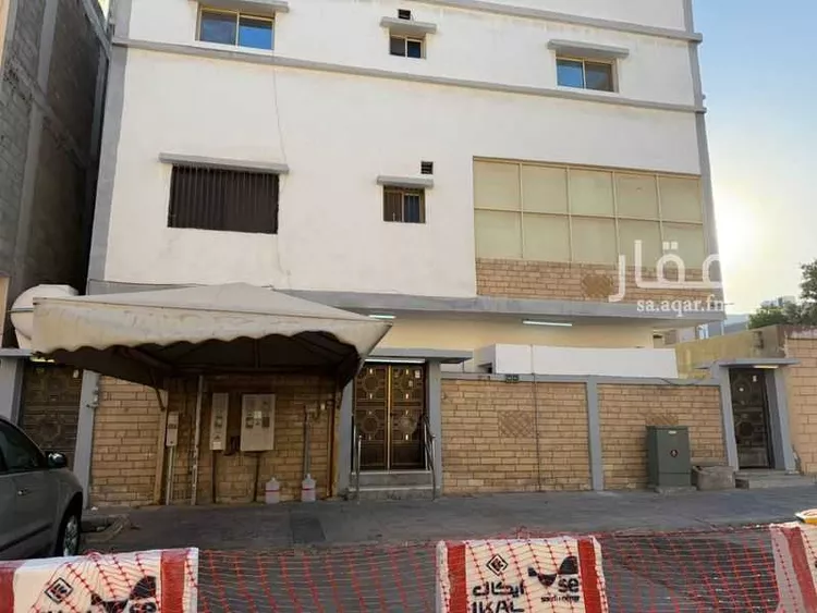 عمارة للبيع في شارع الخرج, حي الثقبة, مدينة الخبر, المنطقة الشرقية