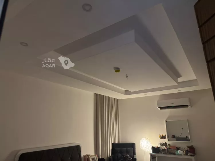 شقة للبيع في شارع جبل شدقم, حي الحمراء, مدينة الخبر, المنطقة الشرقية 4