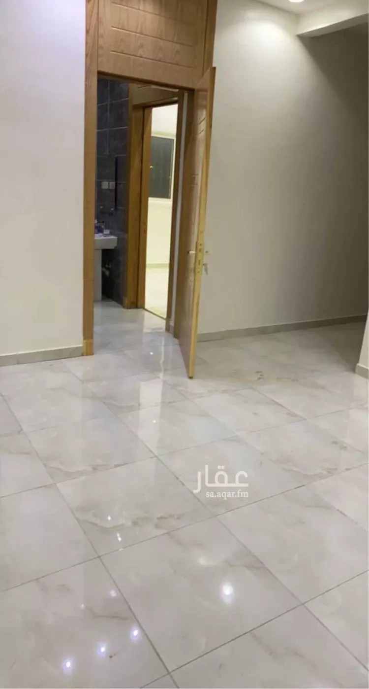 شقة للإيجار في شارع حسن سعيد المخرج, حي المعيزيلة, مدينة الرياض, منطقة الرياض صورة 2