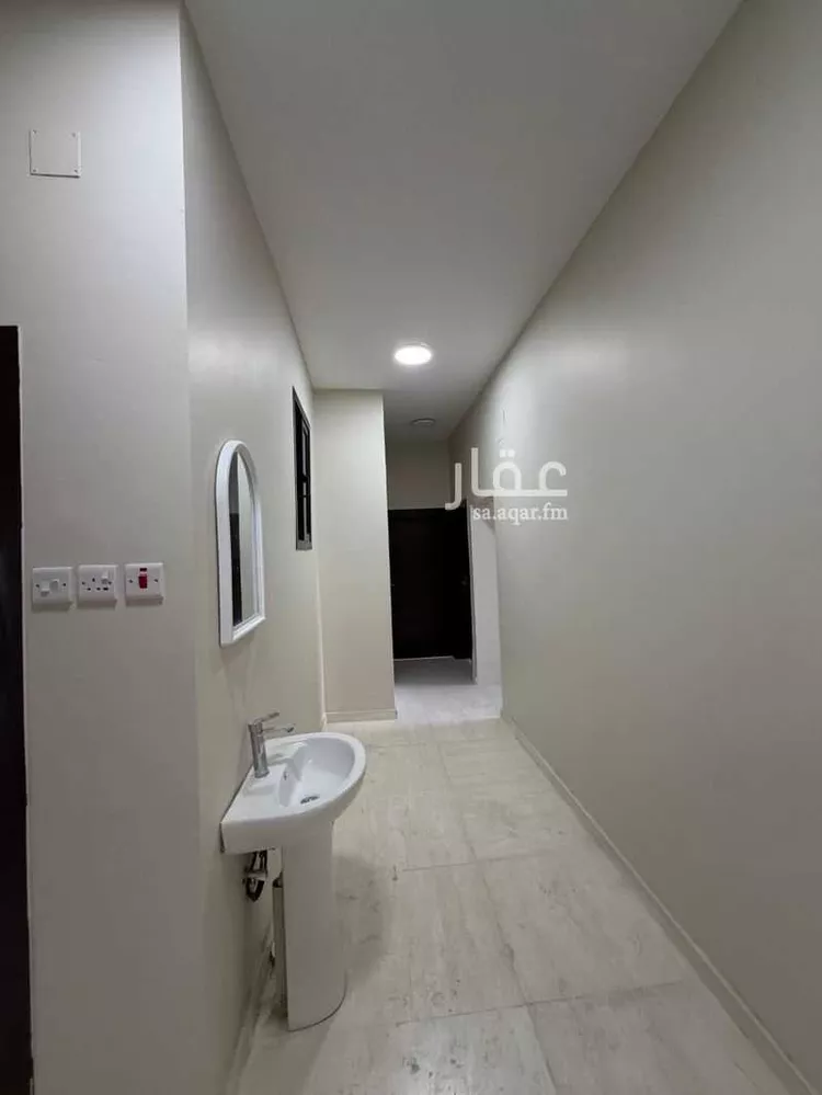 عمارة للبيع في شارع ناظرة, حي أم الحمام الشرقي, مدينة الرياض, منطقة الرياض 8