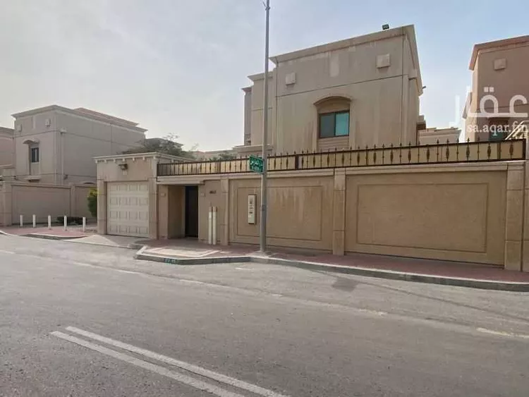 فيلا للبيع في شارع شارع المرسلات, حي جلمودة, مدينة مدينه الجبيل الصناعيه, المنطقة الشرقية صورة 4