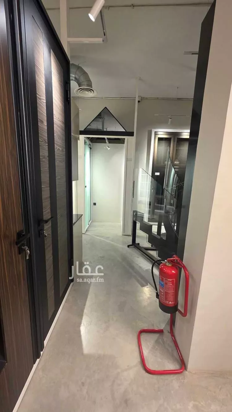محل للإيجار في شارع خديجة بنت خويلد, حي طويق, مدينة الرياض, منطقة الرياض صورة 2
