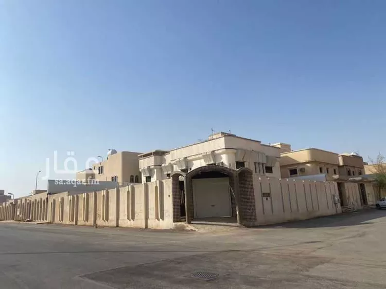 فيلا للبيع في شارع ابي عبدالله الانصاري, حي عكاظ, مدينة الرياض, منطقة الرياض