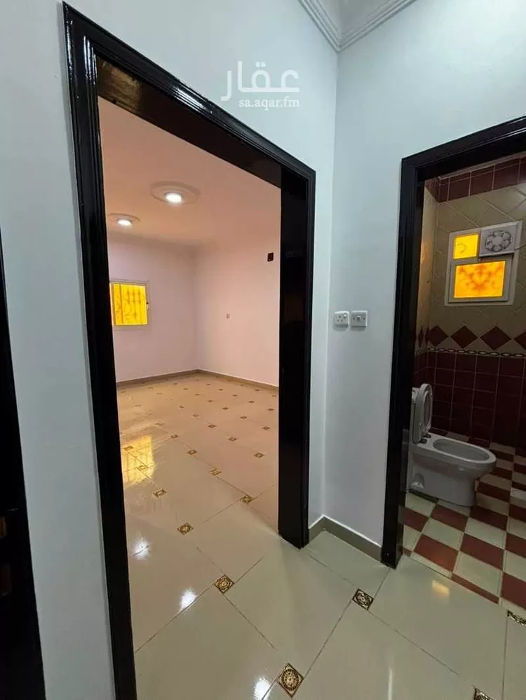 فيلا للبيع في شارع الوقف, حي ظهرة لبن, مدينة الرياض, منطقة الرياض 10