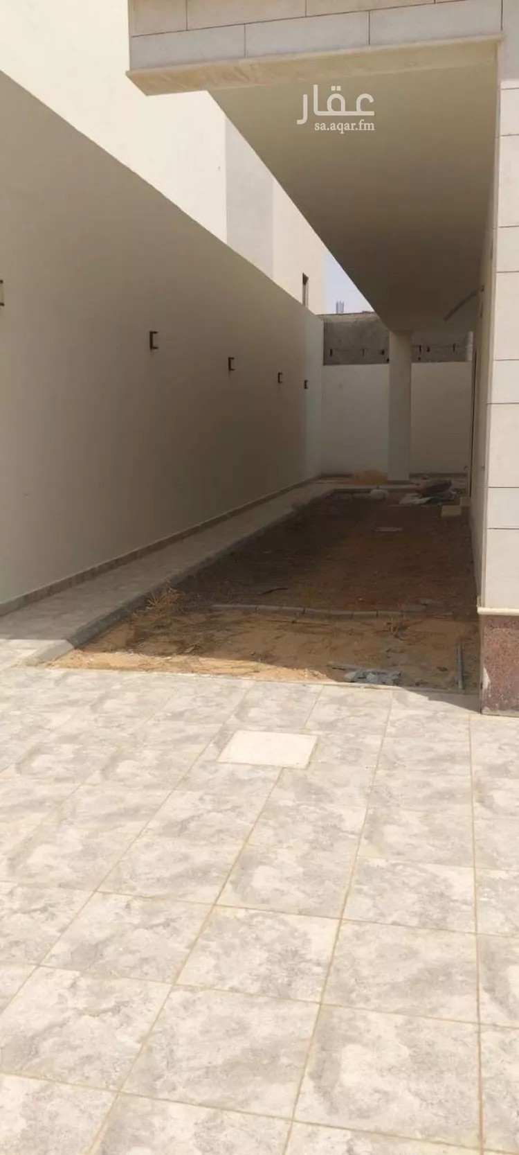 فيلا للبيع في شارع الحسن ابن منصور ابن الجصاص, حي النهضة, مدينة بريده, منطقة القصيم صورة 3