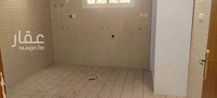 فيلا للبيع في شارع الغار, حي الشروق, مدينة بريدة, منطقة القصيم صورة 3