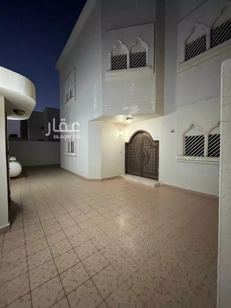 فيلا للبيع في شارع 1525, حي التخصصي, مدينة بريدة, منطقة القصيم صورة 3