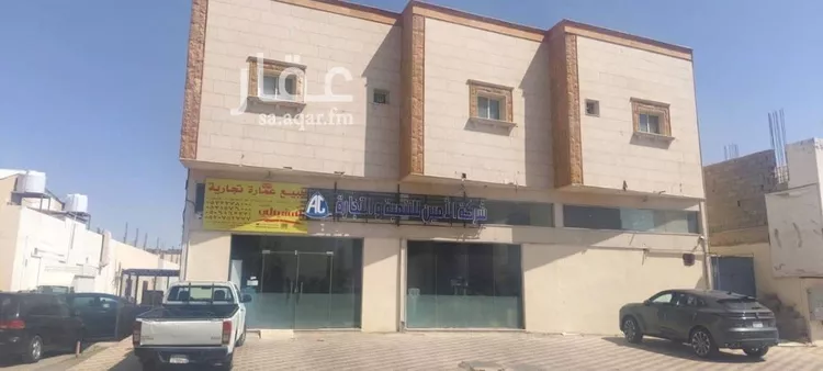 عمارة للبيع في شارع منصور الحازمي, حي المرقب, مدينة بريده, منطقة القصيم صورة 5
