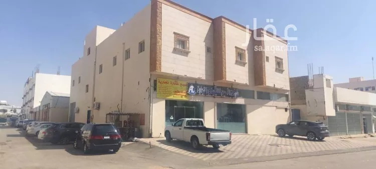 عمارة للبيع في شارع منصور الحازمي, حي المرقب, مدينة بريده, منطقة القصيم صورة 2