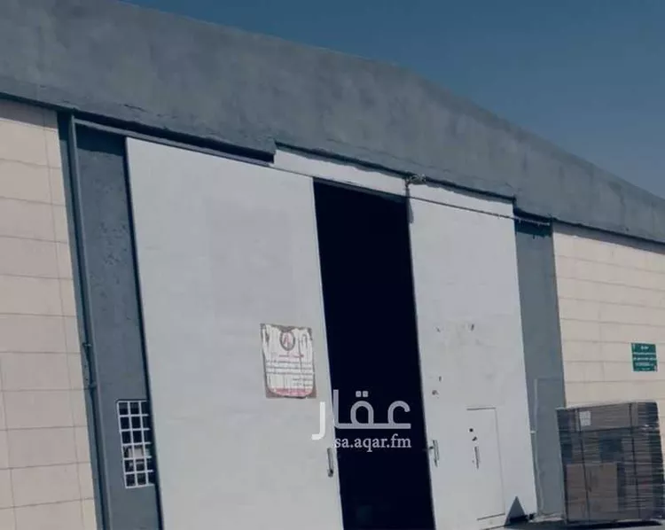 مستودع للإيجار في شارع طريق الملك عبدالعزيز, حي المصانع, مدينة بريده, منطقة القصيم