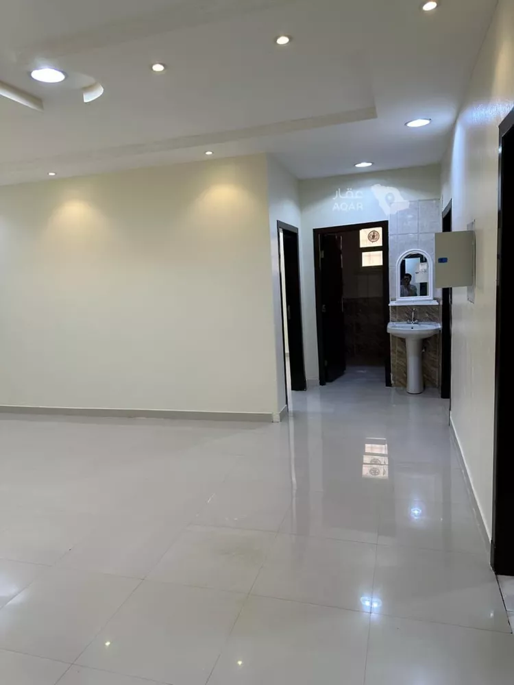 شقة للإيجار في شارع النصيحة ، حي عكاظ ، الرياض ، منطقة الرياض صورة 3
