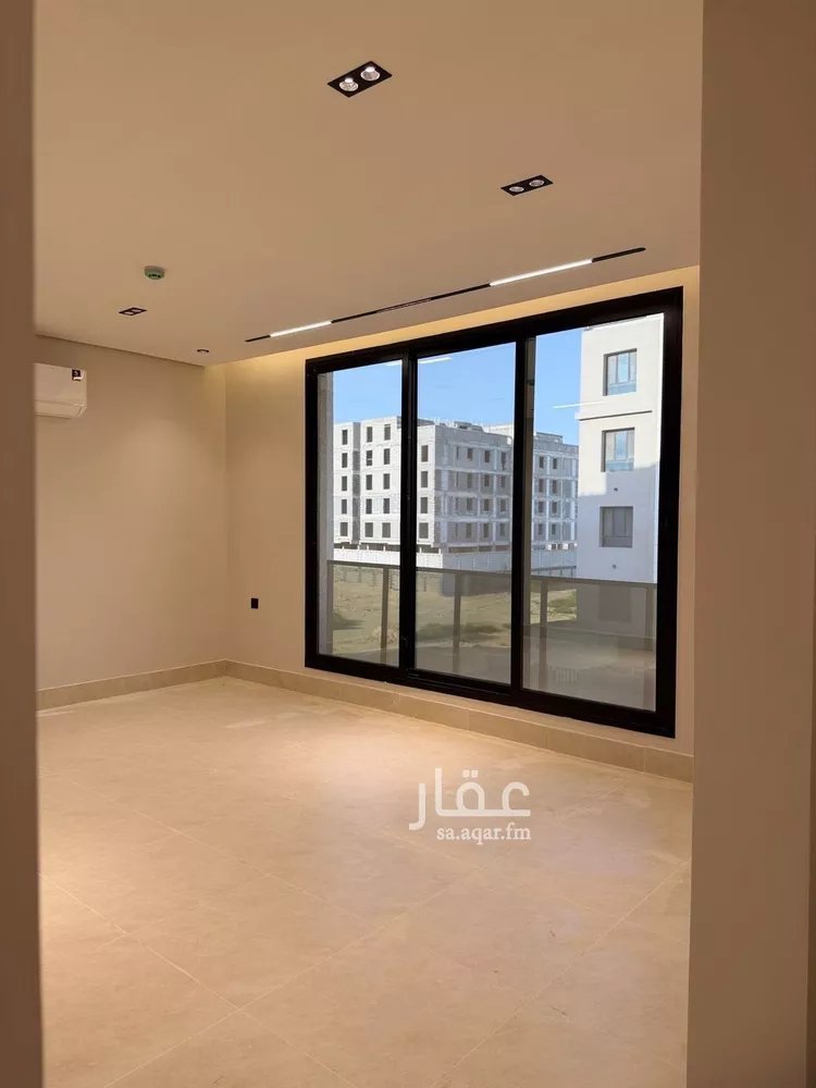 شقة للبيع في حي الحمراء, مدينة الخبر, المنطقة الشرقية 1 صورة
