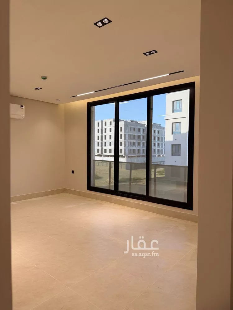 شقة للبيع في حي الحمراء, مدينة الخبر, المنطقة الشرقية 1 صورة