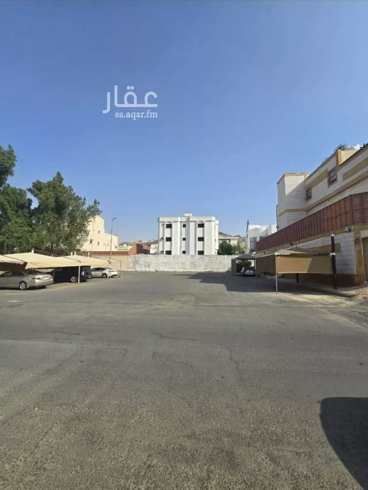 فيلا للبيع في شارع عبدالعزيز كردي, حي العوالي, مدينة مكة المكرمة, منطقة مكة المكرمة صورة 4