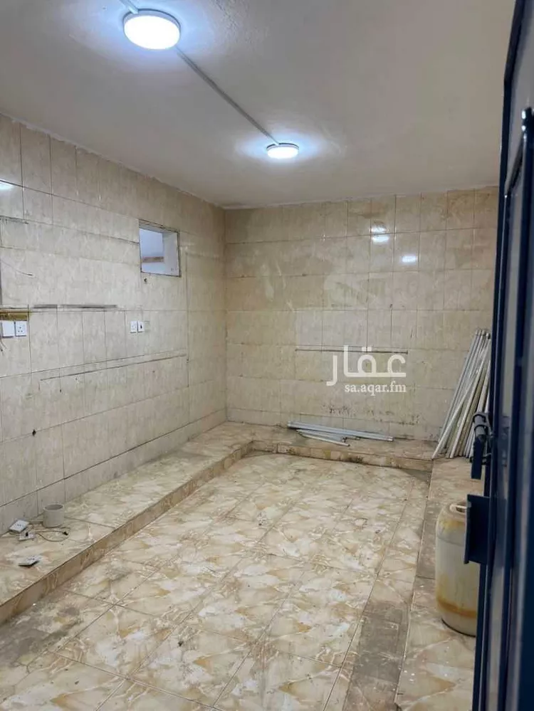 فيلا للإيجار في شارع العوادي ، حي الزهرة ، الرياض ، منطقة الرياض صورة 4