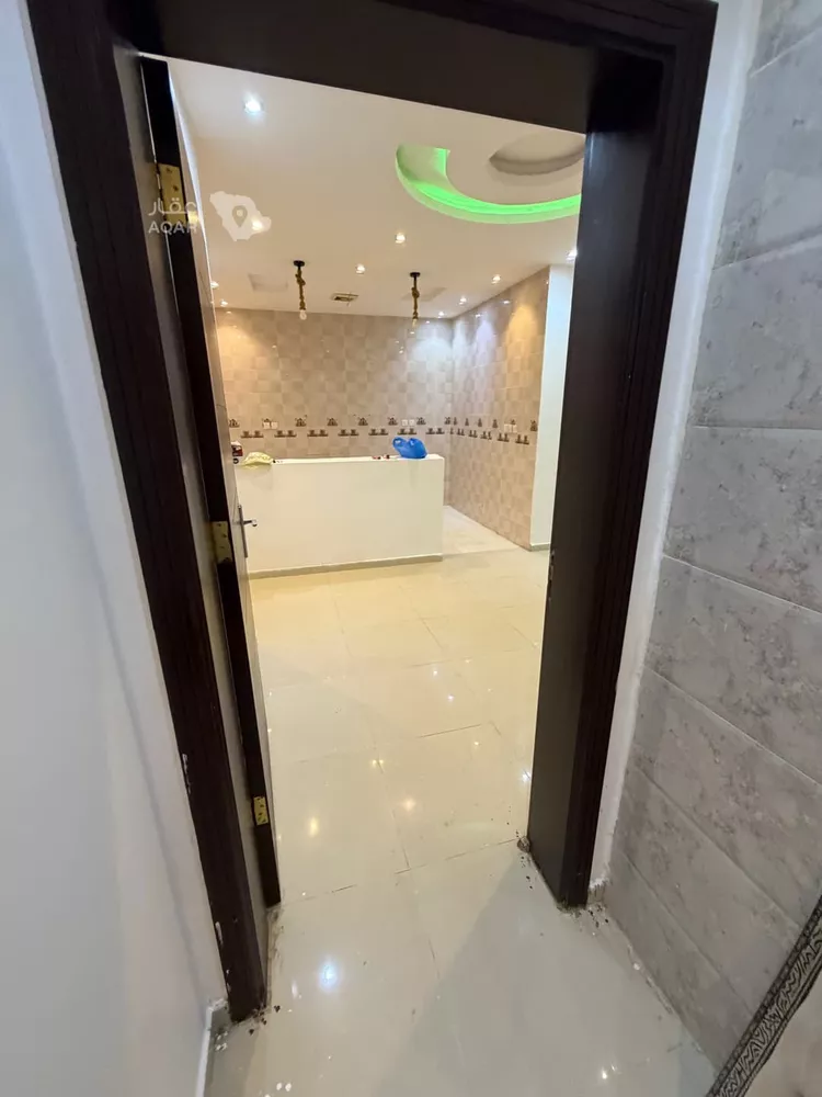 شقة للإيجار في شارع صالح العذل ، حي مريخ ، جدة ، جدة 8