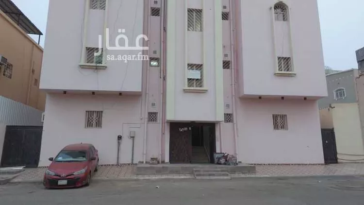 عمارة للبيع في شارع 16 د ، حي المطار ، جيزان ، منطقة جازان
