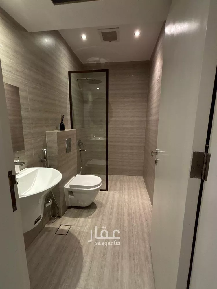 شقة للإيجار في شارع الدهناء, حي الملقا, مدينة الرياض, منطقة الرياض صورة 3