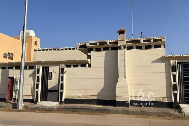 دور للبيع في شارع صعصعة بن معاوية, حي الأمير سلطان بن عبدالعزيز, مدينة المجمعه, منطقة الرياض