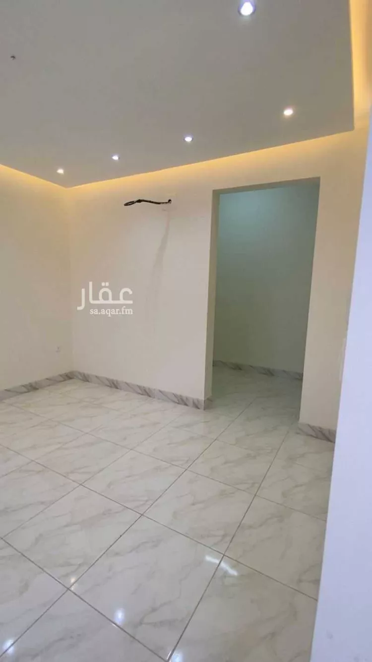 فيلا للبيع في شارع سفيان بن الحكم, حي الجامعيين, مدينة خميس مشيط, منطقة عسير 22