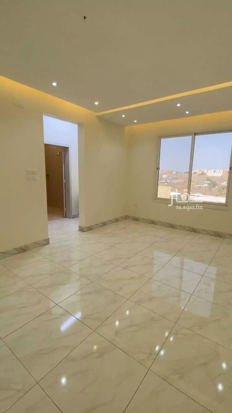 فيلا للبيع في شارع سفيان بن الحكم, حي الجامعيين, مدينة خميس مشيط, منطقة عسير 20