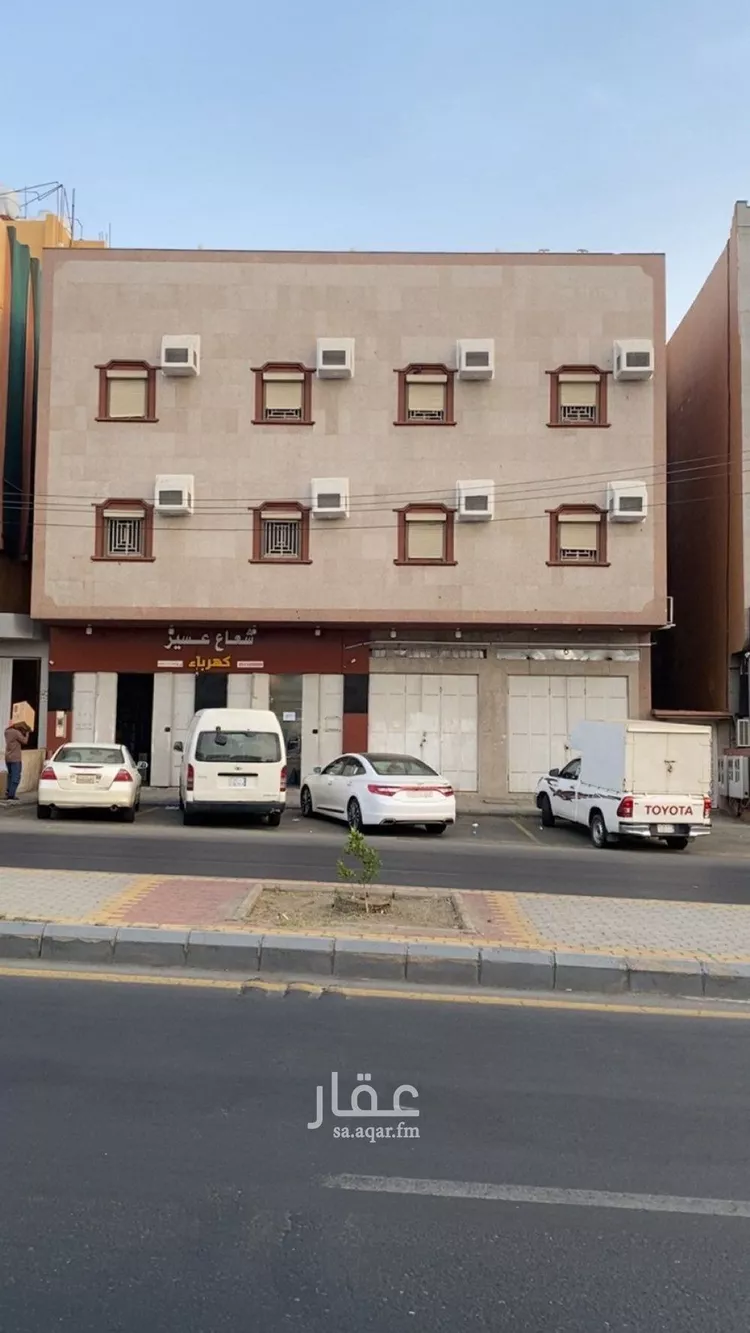 عمارة للبيع في شارع ابو بكر الصديق, حي شباعة, مدينة خميس مشيط, منطقة عسير صورة 2