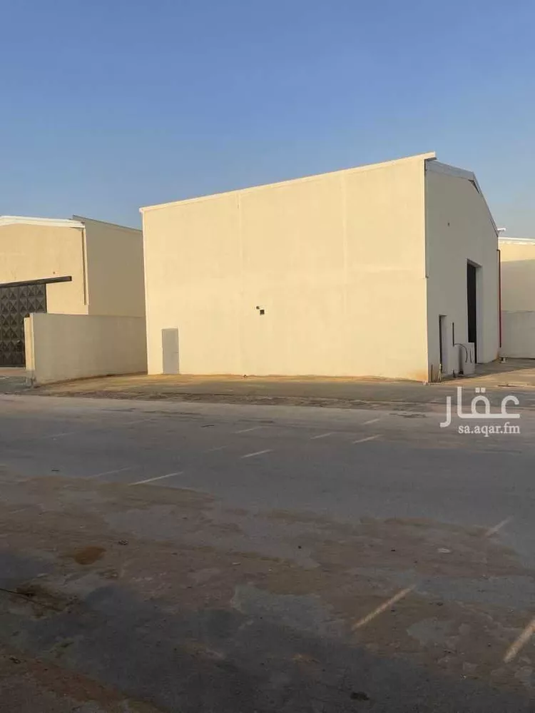 Warehouse for Rent in Riyadh Al Ghnamiah صورة 2