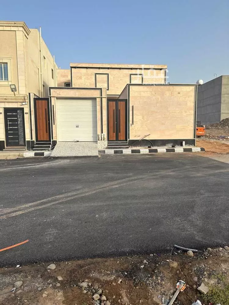 دور للبيع في شارع الخضراء 201 ، حي حى الخضراء ، المدينة المنورة ، منطقة المدينة المنورة