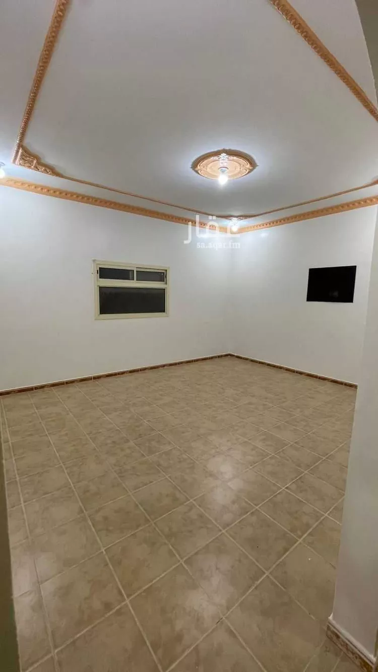 شقة للإيجار في طريق عثمان بن عفان ، حي العزيزية ، الهفوف‎ ، الاحساء