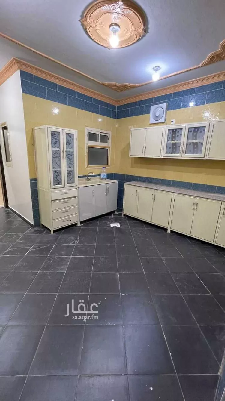 شقة للإيجار في شارع 7323056, حي العزيزية الأول, مدينة الاحساء, المنطقة الشرقية صورة 4