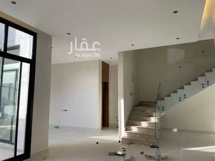 فيلا للبيع في شارع عبدالملك الألبيري, حي المهدية, مدينة الرياض, منطقة الرياض
