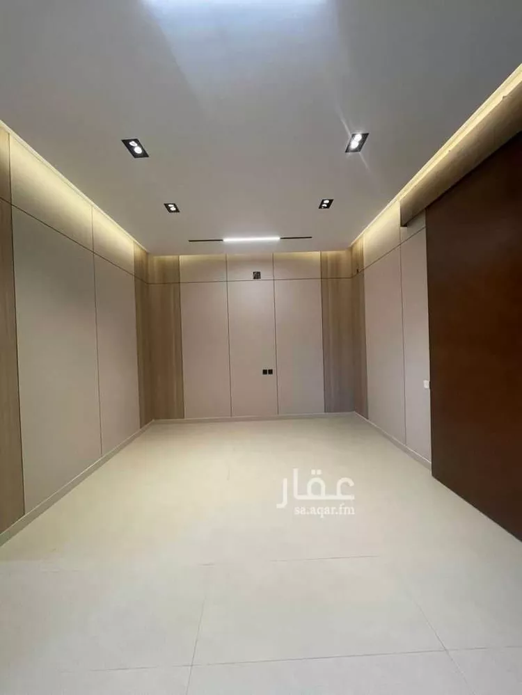 فيلا للبيع في شارع علي بن يوسف الغساني, المهدية, الرياض صورة 4