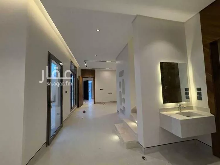 فيلا للبيع في شارع جعفر الأفضلي, حي المهدية, مدينة الرياض, منطقة الرياض صورة 3