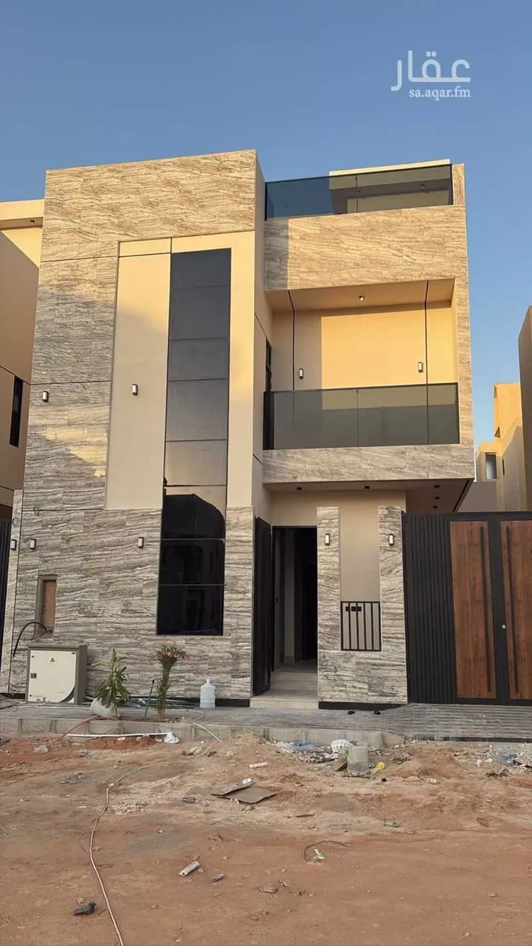 فيلا للبيع في شارع أبي السعود العمادي, حي المهدية, مدينة الرياض, منطقة الرياض صورة 2