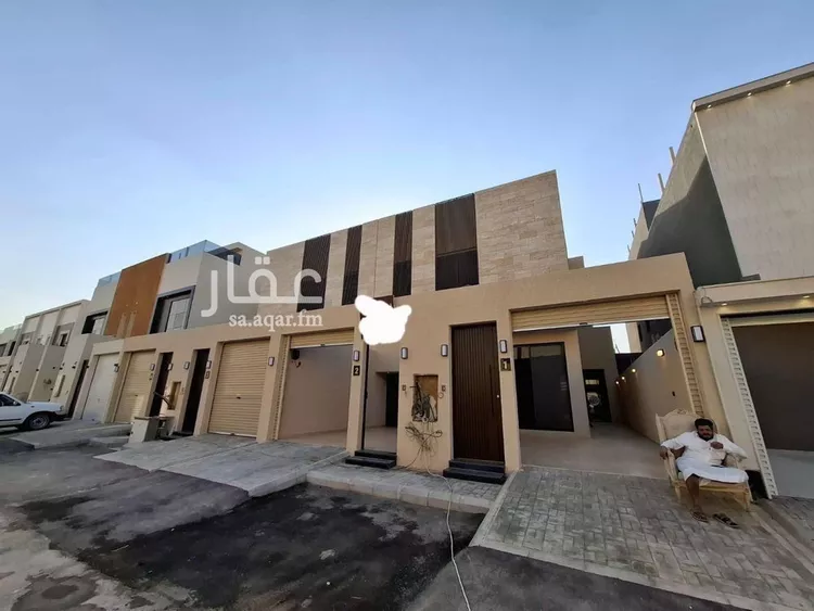 دور للبيع في شارع يونس بن عمر, حي عكاظ, مدينة الرياض, منطقة الرياض