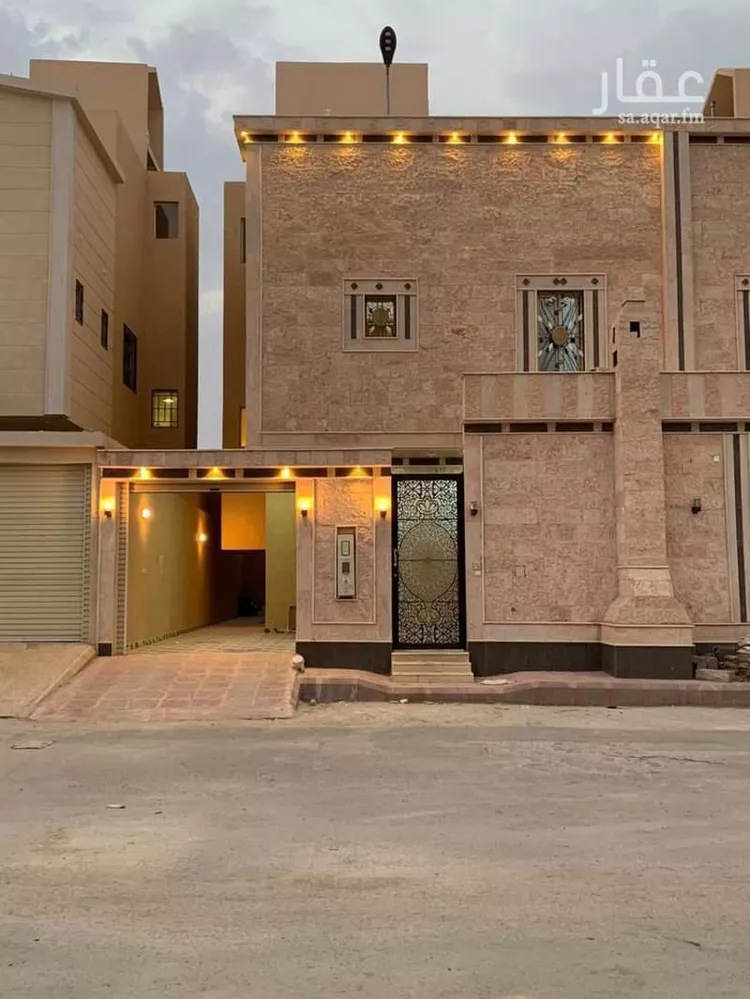 فيلا للبيع في شارع يحيى بن خالد البرمكي ، حي المهدية ، الرياض ، منطقة الرياض صورة 3