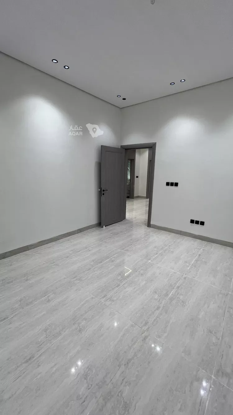 Villa for Sale in Dammam King Fahd 20
