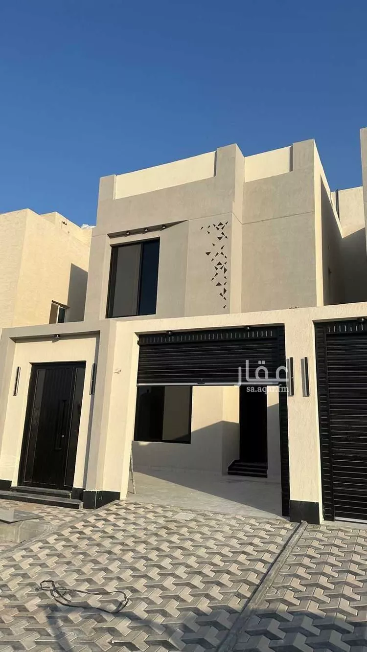 فيلا للبيع في شارع سنان بن عمرو, حي ضاحية الملك فهد, مدينة الدمام, المنطقة الشرقية صورة 2
