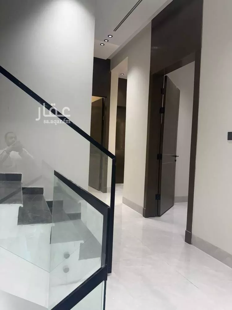 فيلا للإيجار في شارع طريق خريص, حي الندوة, مدينة الرياض, منطقة الرياض